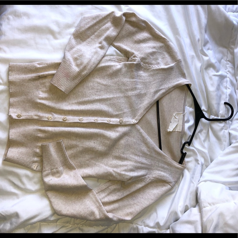 ❗️SOLD❗️Papaya beige cardigan